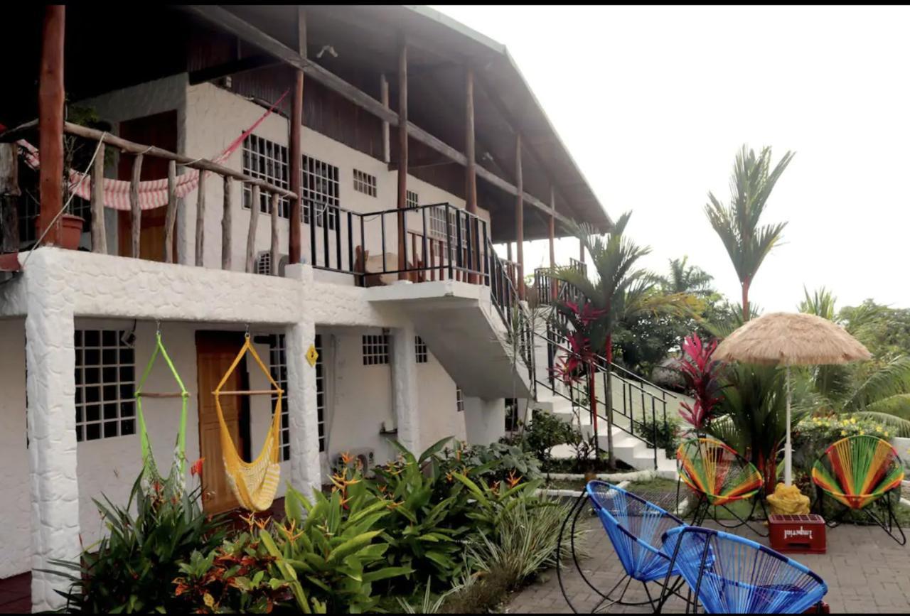 Casa Geraldo Bed & Breakfast Мануел Антонио Екстериор снимка