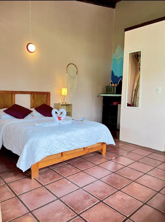 Casa Geraldo Bed & Breakfast Мануел Антонио Екстериор снимка